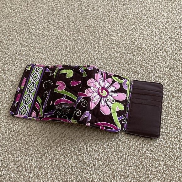 Vera Bradley Purple Brown Floral Wallet Multi-fold Wallet Compartments EUC - Picture 7 of 8